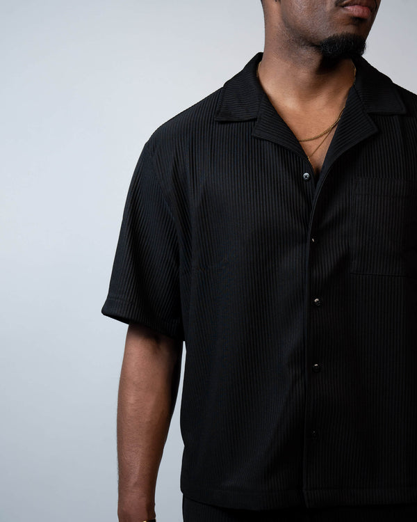 NOIR PLISSÉ – Chemise