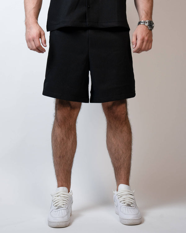 NOIR PLISSÉ – Short
